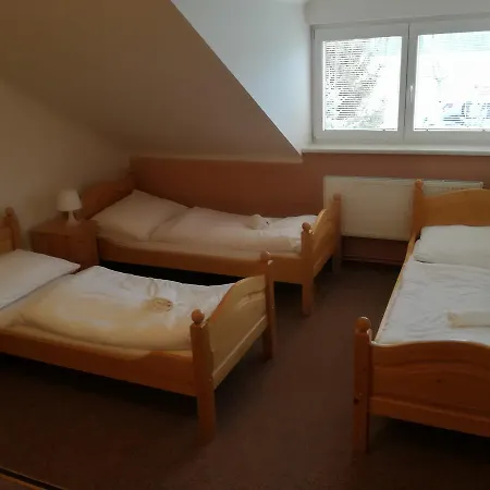 Motorest U Letiste Motel Bohuňovice